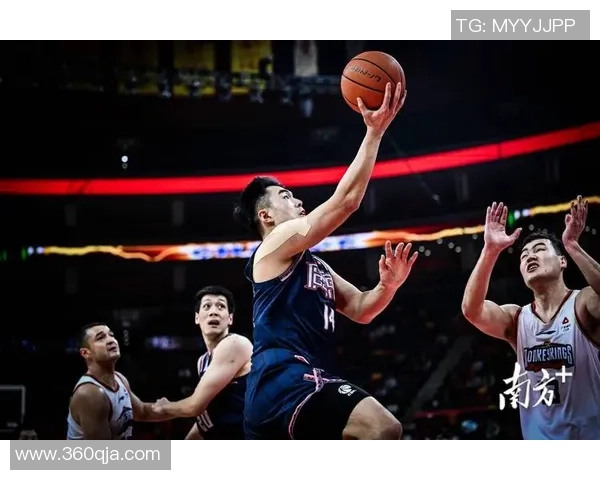 任骏飞领衔广东男篮再创辉煌期待新赛季的精彩表现与成长之路