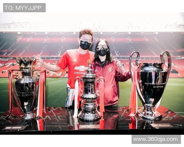 安粤兄对决曼联的精彩较量引发球迷热议与期待